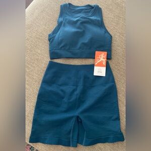 ABOCIW blue workout set size small. Blue. NWT. Never worn. Padded top